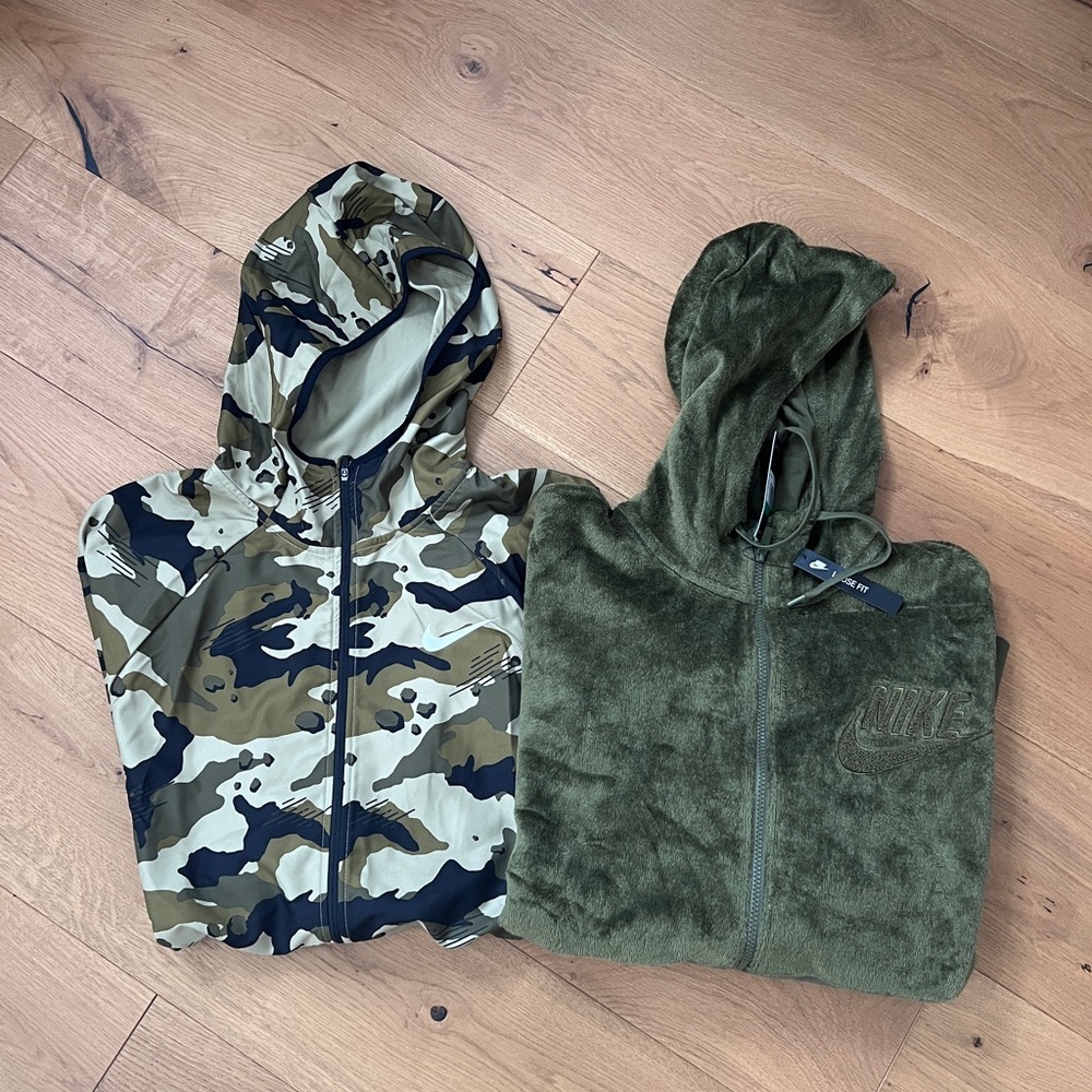 Nike Green/Camo fleece jacket/windbreaker Bundle size XL